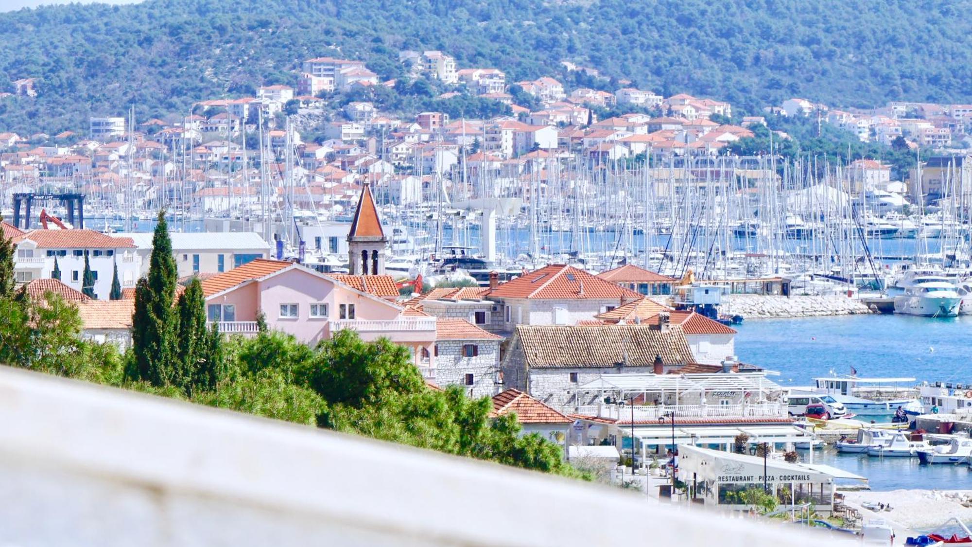 Hotel Bavaria Trogir Seget Donji Bagian luar foto