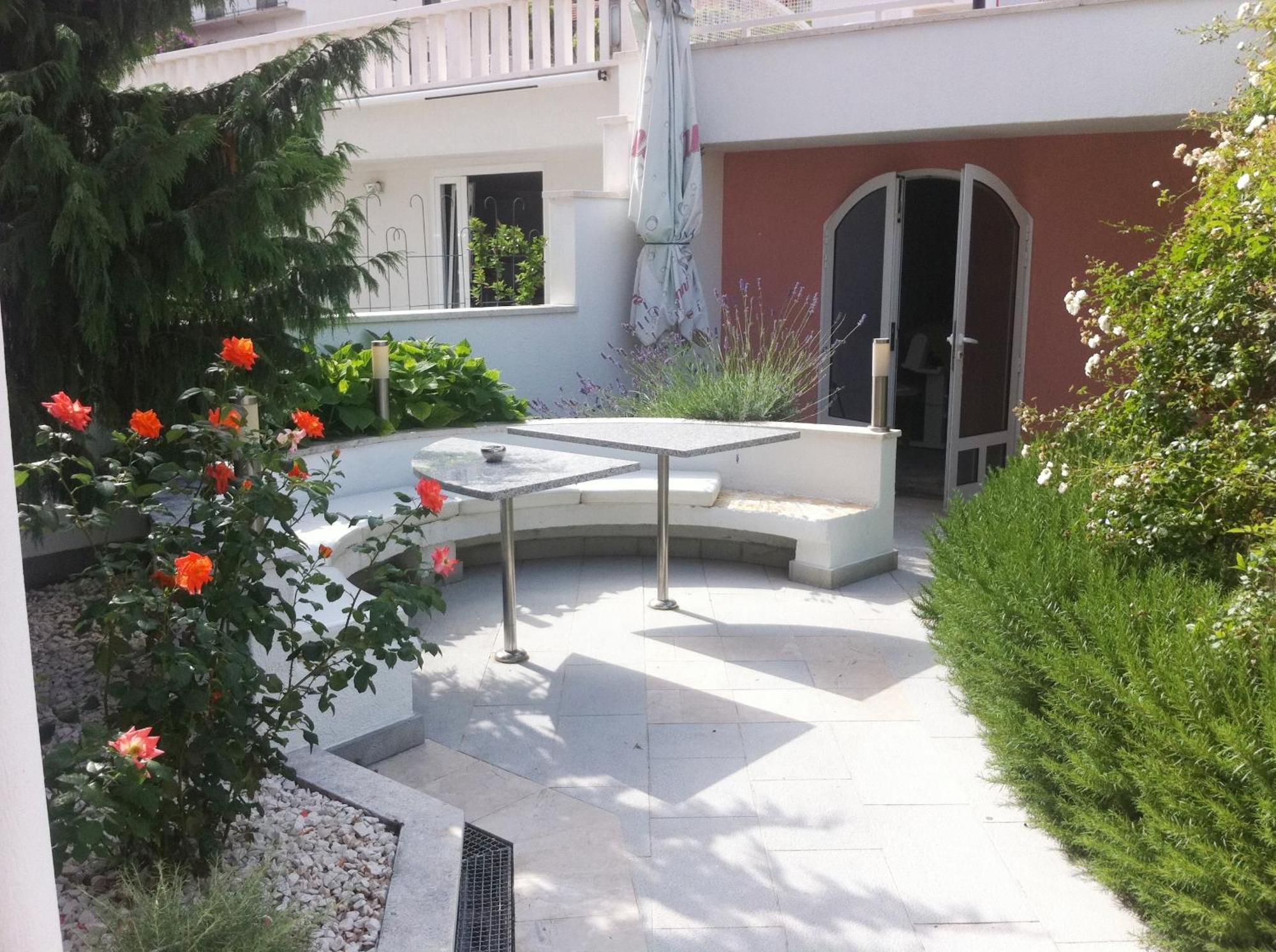 Hotel Bavaria Trogir Seget Donji Bagian luar foto
