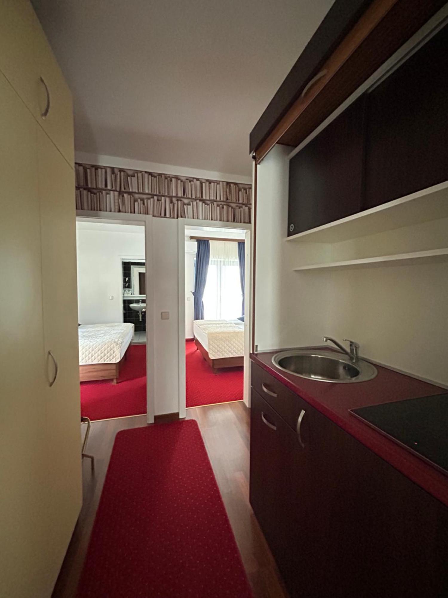 Hotel Bavaria Trogir Seget Donji Bagian luar foto