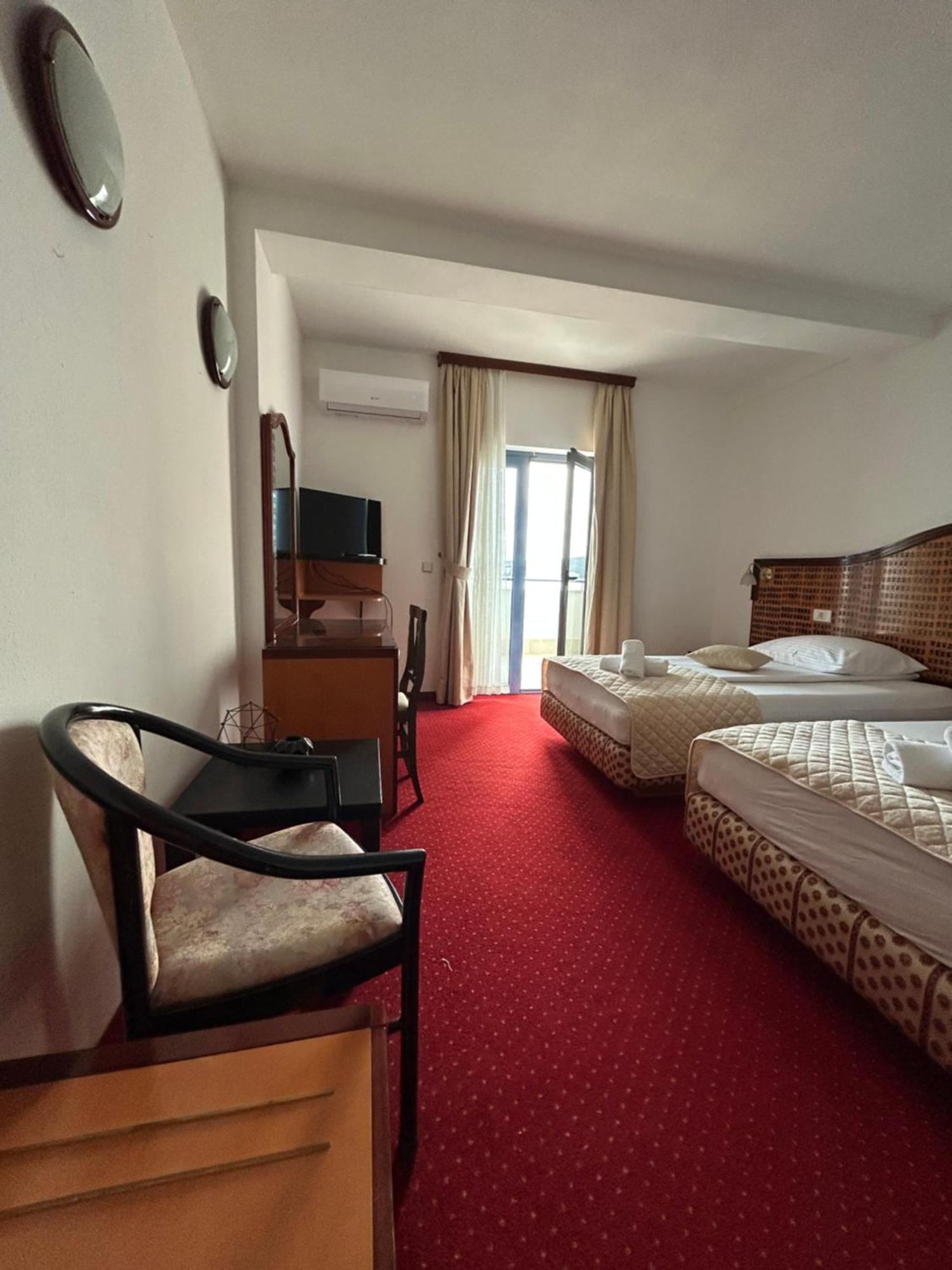 Hotel Bavaria Trogir Seget Donji Bagian luar foto
