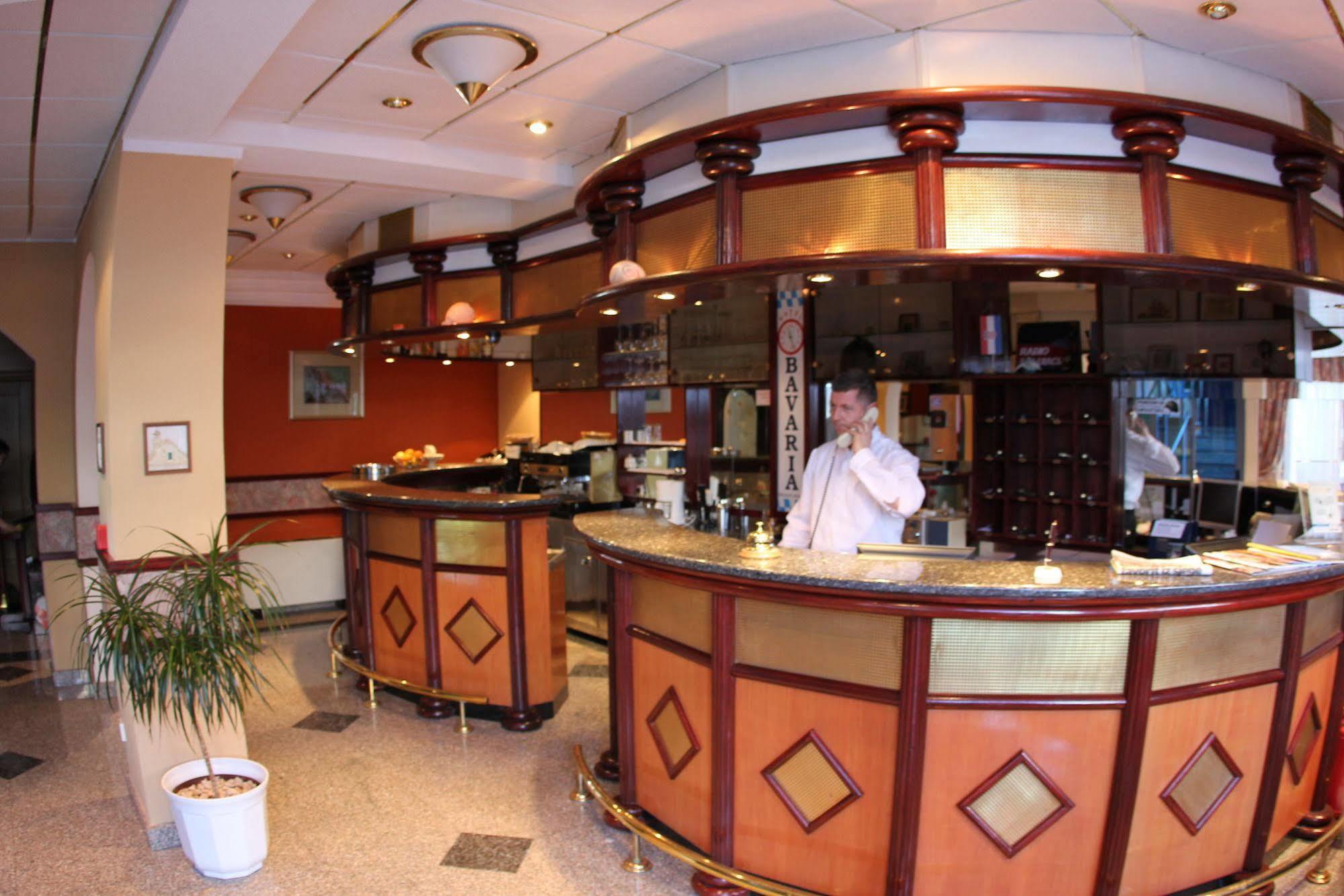 Hotel Bavaria Trogir Seget Donji Bagian luar foto